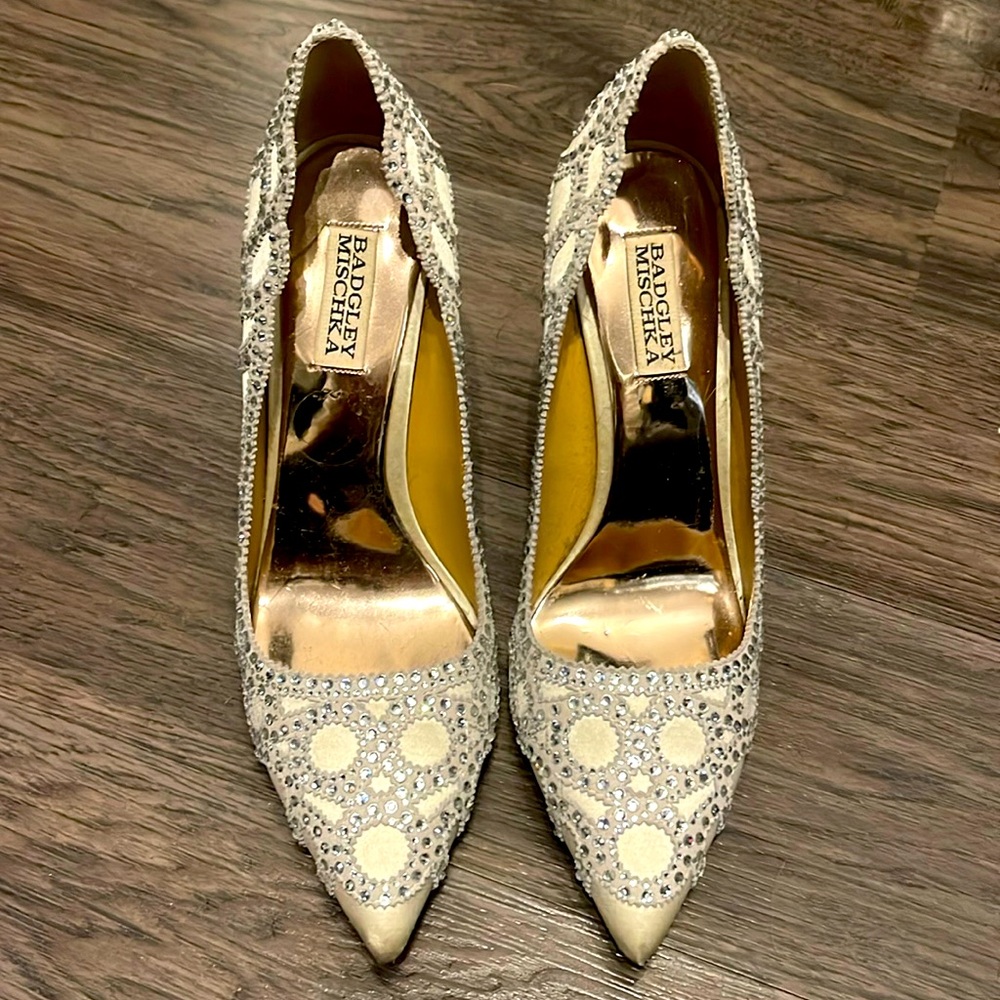 Badgley Mischka Pumps